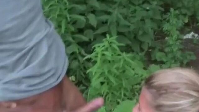 Русские на природе занимаются сексом