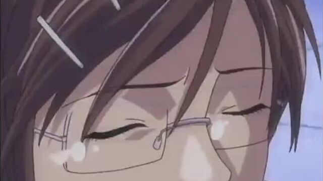 Первый гэнгбэнг скромной учительницы в очках - Аниме порно