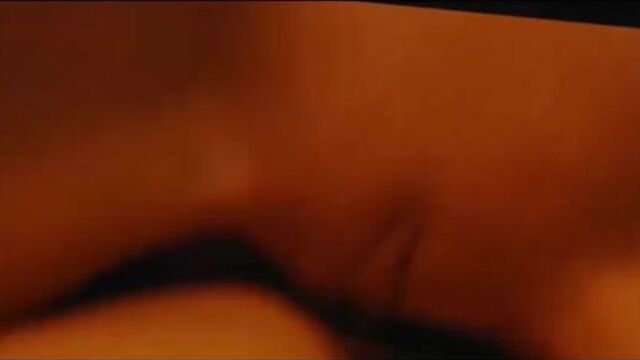 Самые откровенные кадры из фильма "Текст" с Кристиной Асмус. Голые знаменитости