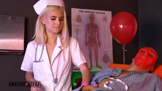 Jessie Saint - AmateurBoxxx - Treats her patient to a quickie ## blonde teen nurse doctor uniform fakehospital sex porn lingerie