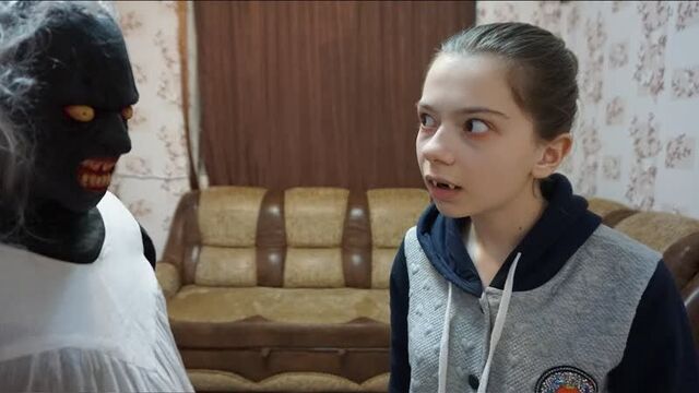 [Nepeta Страшилки] Гренни VS Вампир в реальной жизни!!!