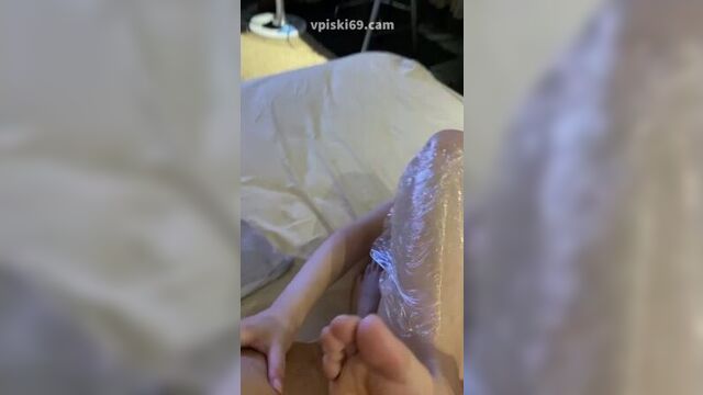 Трахнул красивую молодую студентку на вписке. пьяный секс. русское домашнее порно. слив бывшей телеграм