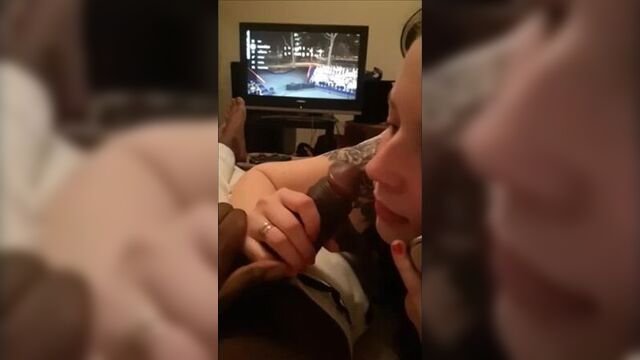 реальная измена жена говорит по телефону с мужем и сосет хуй любовнику русское домашнее порно жесткий секс слив бывшей архив