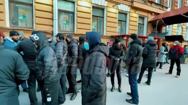 Митинг русских запрещен, а таджиков - пожалуйста.