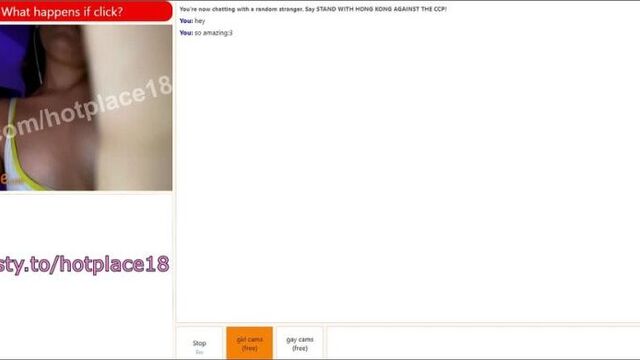 Юная студентка просит кончить и показывает сиськи в зарубежном видеочате чат рулетка,чатрулетка,слив,вписка,вебкам,onlyfans,вирт