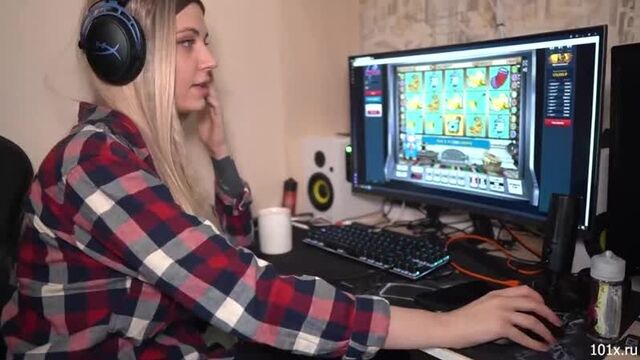 Трахнулись За Спиной У Жены - Belleniko (русские титры big tits, anal, brazzers, sex, porno, milf озвучка перевод на русском)