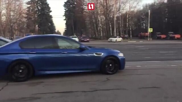 "Богатые русские детки"