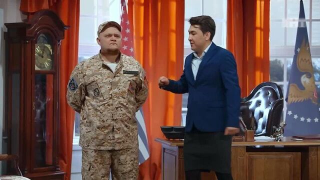 ( Оgнажды в pоccuu ) Белый азиато-африканский женщина-мужчина гей