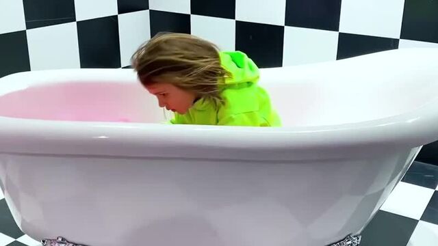 Макс и Катя в Сэлфи музее