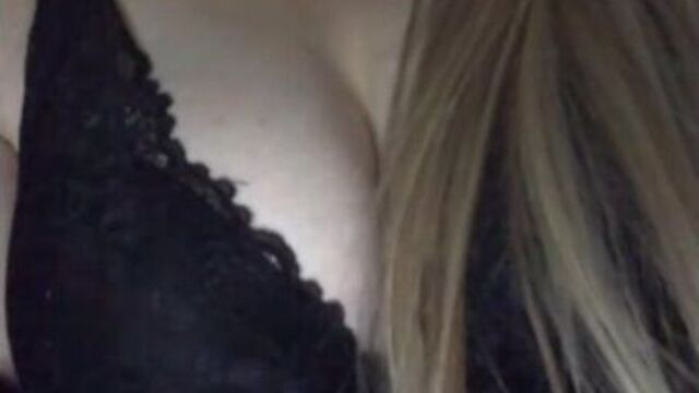 Чат рулетка Слитое из видеочата 18+, спалилась, omegle, chat, videochat, porn, sex masturbation,girl, казашка, киска.пошлая.шалит