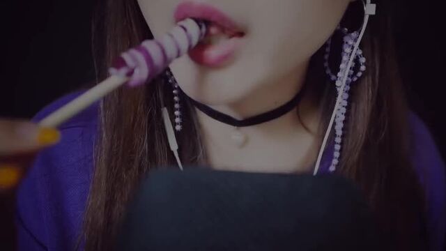 [ASMR] No Talking Purple Candy Eating _キャンディー食べる Korean ASMR [fetish, ASMR, АСМР, cute girl, voice orgasm, оргазм, no porn]