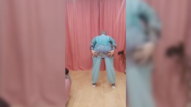 Video by Цигун с Викторией Тилака. Китайская гимнастика.