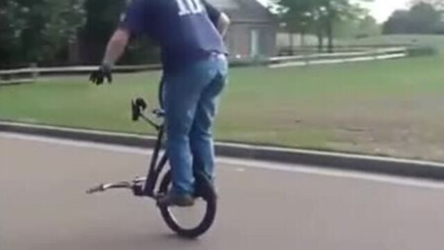 Опытный дедуля на BMX #Дед #Велосипед #Трюк #BMX #Опыт #Reddit #Видео