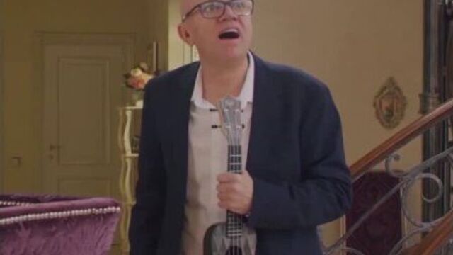 Неудачные дубли со съемок сериала "САШАТАНЯ": Сильвестр Андреевич отжигает 