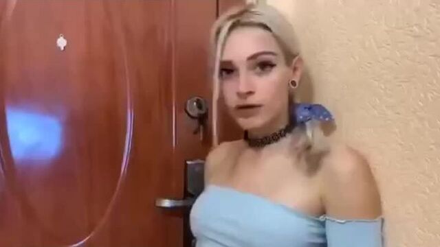 Пьяная бывшая насадилась на член | Порно