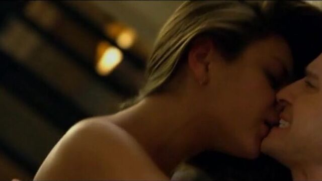 Мила Кунис Голая - Mila Kunis Nude