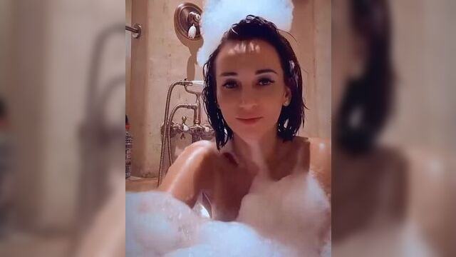 Голая Анфиса Чехова