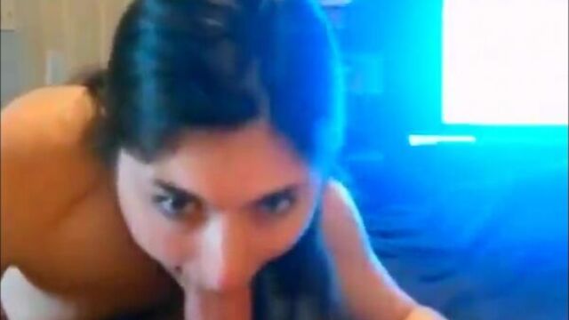 Дагестанка сосёт в общаге [Русское семейное порно, инцест и домашний homemade секс]