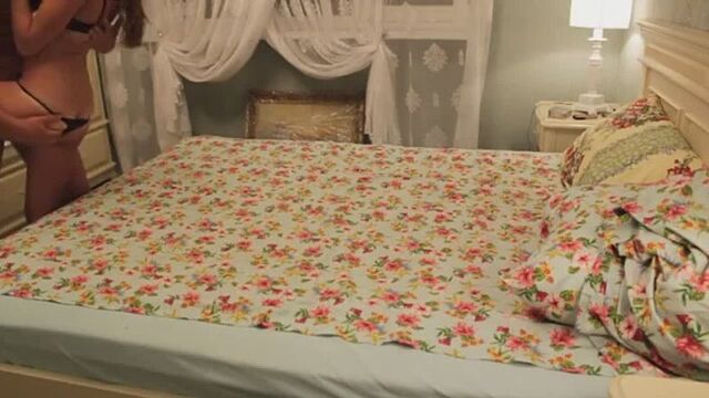 Секс молодожёнов в свадебном отпуске [HD 1080 porno , #Домашнее порно #Минет #Молодые ]