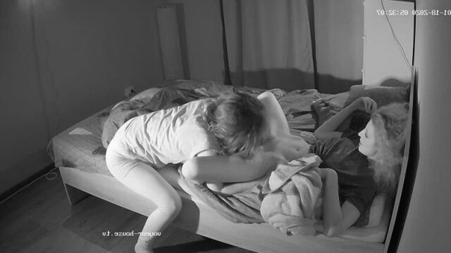 Подруга жены осталась у нас на ночь - sexwife, измена, мжм, жмж, секс, минет