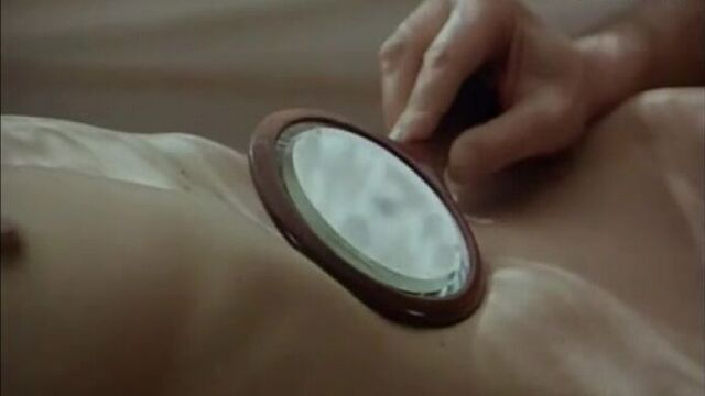 Полностью голая Александра Флоринская