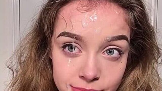 глотает сперму