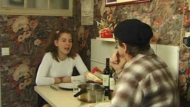 Дед трахает внучку