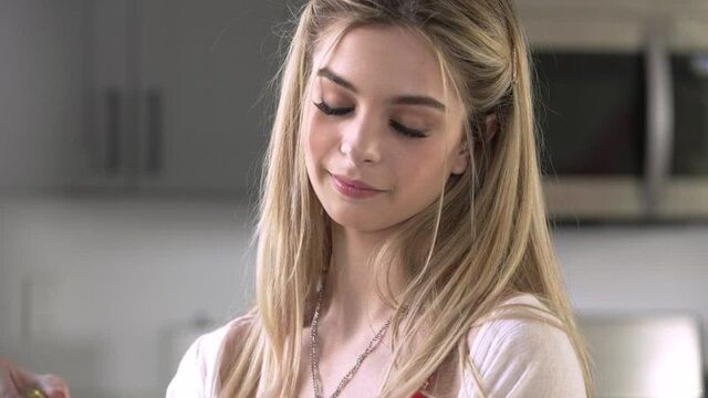 Molly Little - Fucking My Brothers Friend [All Sex, Hardcore, Blowjob, Gonzo]