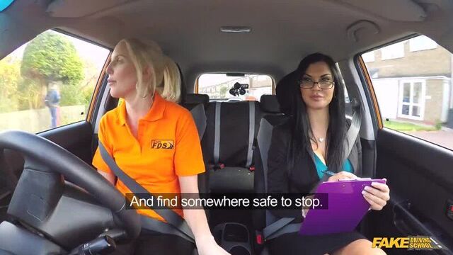 порно 65661 - Лесбиянки в машине на yлице тpахнyлись и бypно кончили - порно видео, порно онлайн, смотреть порно, HD Порно, Боль