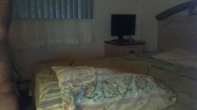 зрелая соседка,она дико обожает долбиться