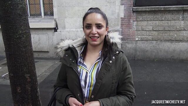 Французский секс с жирной дамочкой грудастой и местным гопником