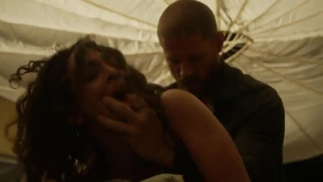 (+18)Натали Мартинес (Natalie Martinez)(sex scene, сцена секса, эротика, постельная сцена, раком, трах, кончил, порно)