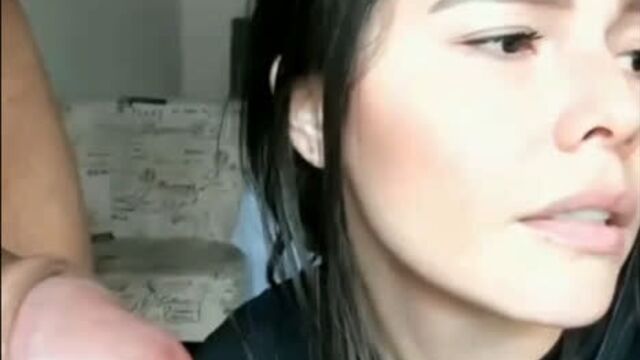 ПОРНО КОНЧИТЬ НА КРАСИВОЕ ЛИЦО