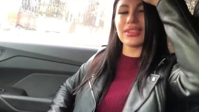 секс в машине с Vechno Mokraya