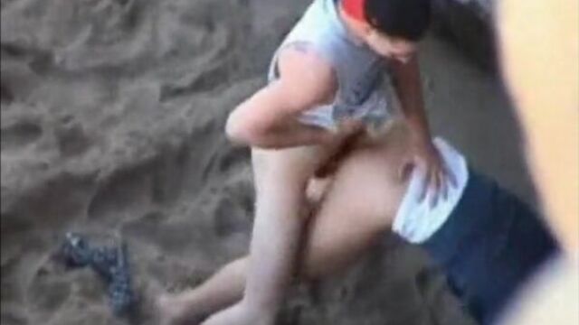 спалили трах молодых (секс,порно,домашнее,частное,любительское,минет,молодые,анал,скрытая камера,застукали,спалили,малолетки)