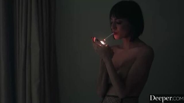 Jenice Griddith. Порно с каре. Красивый секс в чулках. Порно в нижнем белье. Секс с курящими. Порно с курящей. Порно hd.