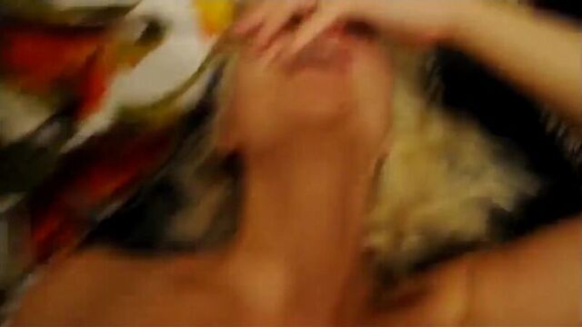 Реальный русский инцест с сисястой сестрой [Русское семейное порно, инцест и домашний homemade секс]