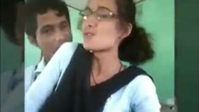 Малолетки занимаются сексом в школе | Студенты трахаются | Одноклассница дала | секс, сиськи, грудь, попа, жопа, hot +18