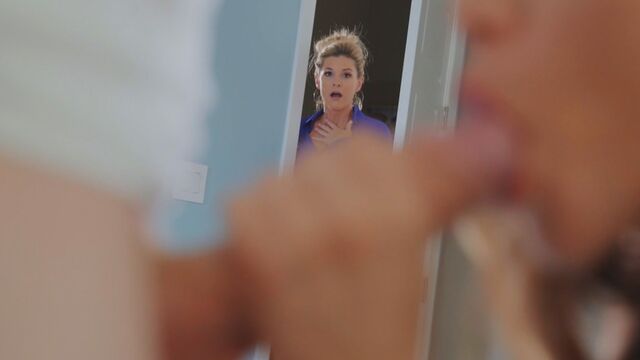 Две зрелые тетки трахают худого испанского мальчика и получают оргазм