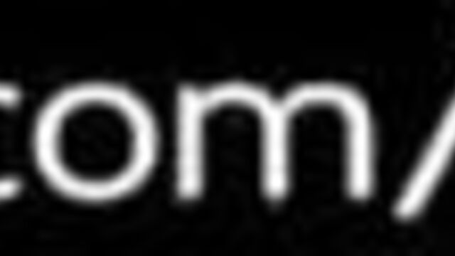 ebarik.com_Vovremya_gruppovogo_snosheniya_bryunetka_otdaetsya_muzhchinam_vo_vlagalische_i_anal.mp4