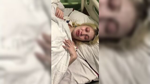 Юлия Максимовская (ака Юлия Финесс) выпрыгнула с 8 этажа