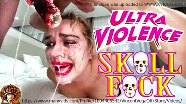 Шлюха с большой задницей тинки делает минет в любительском видео в любительском видео