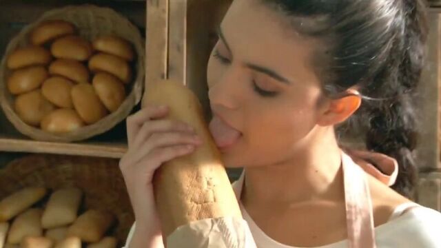 Pornhub превратил обычные ситуации в порно-сюжет