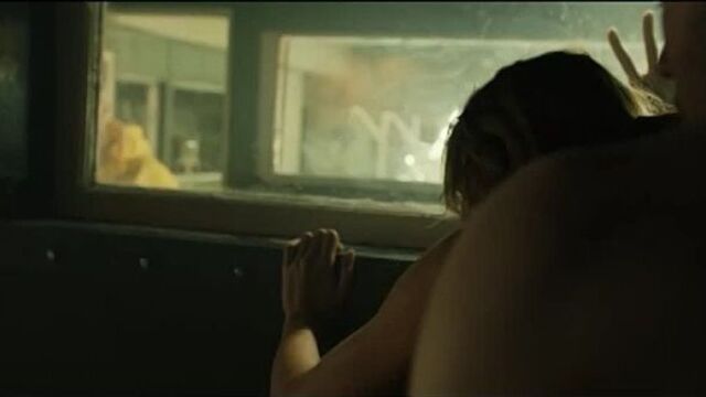 №345 Секс в бункере с зомби