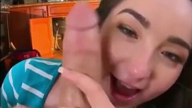 Девчонка знает как с этим справится [порно, секс, porno, домашнее, tiktok, видео, вписка]