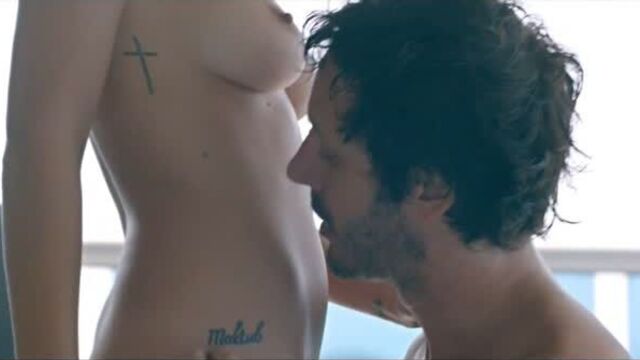 Мария Эухения Суарес Риверо - Красная нить / María Eugenia Suárez Riveiro - El hilo rojo ( 2016 )