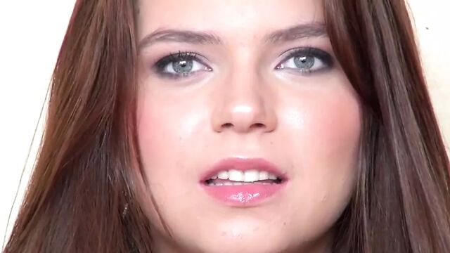 Marina Visconti, двойное проникновение для сына на кастинге