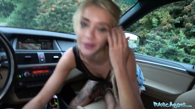 Публичный агент Katrin Tequila такая сексуальная, что она трахает ее дважды в