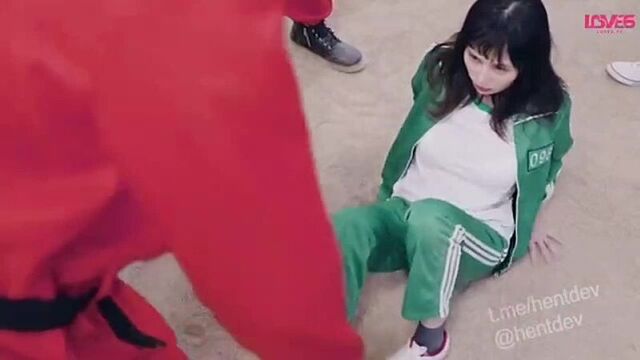 Игра в кальмара 2 порно версия