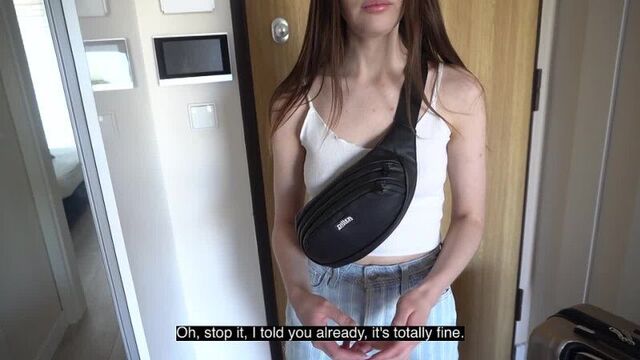 Денег не возьму, ты ж сестра, но киской твоей бы я воспользовался (часть 1)[Via Hub]